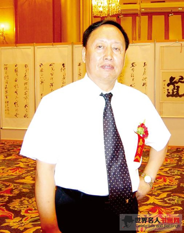 杨墨纯