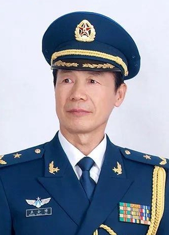 空军少将制服图片