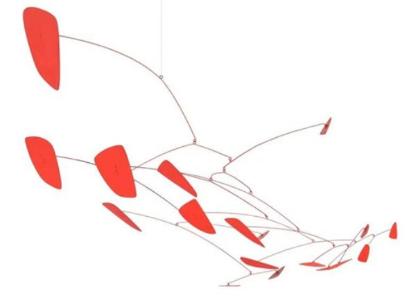 亚历山大‧考尔德（1898-1976）《红色瀑布》，悬挂动态雕塑，金属片 铁线 颜料，83.8 x 104.1 x 54.6 cm.，1960年作，估价：1,500,000 - 2,000,000美元。此拍品将于12月2日《香港-纽约：现当代联合夜拍》中呈献