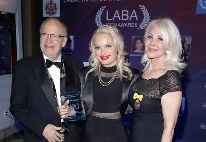 第二届LABA 标志公益奖（Icon Awards）在美国比佛利山庄颁奖 著名艺术家黄建南斩获“艺术大师奖”