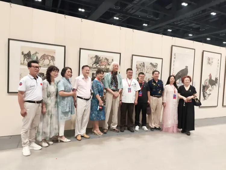 墨彩中国·首届书画名家交流展特邀书画家曹孝冬在京举行